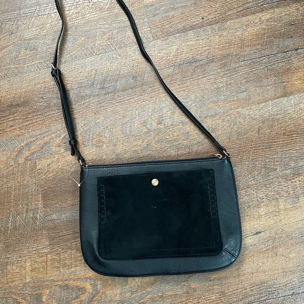 Black beautiful crossbody purse. Two tone leather. Slightly used/great cond.